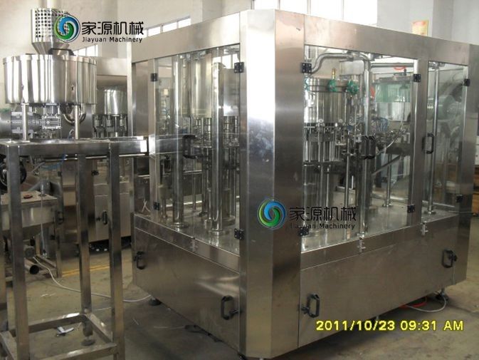 Machine de remplissage carbonatée de boissons 4000p/h - boisson de la capacité 6000p/h/énergie faisant la machine 0