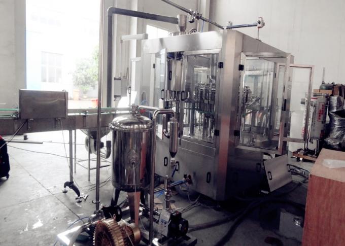 Machine de remplissage carbonatée de boisson de CO2, machine de mise en conserve carbonatée électrique de boissons 1