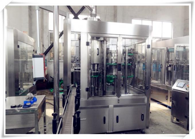 Le PLC commandent la machine de remplissage de jus de fruit pour le blanc argenté de l'usine SUS304 de boisson 0
