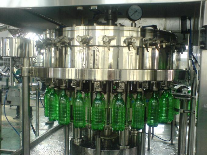 L'eau de scintillement de bouteille en verre/machine de remplissage automatiques boisson non alcoolisée pour la bouteille d'ANIMAL FAMILIER 4