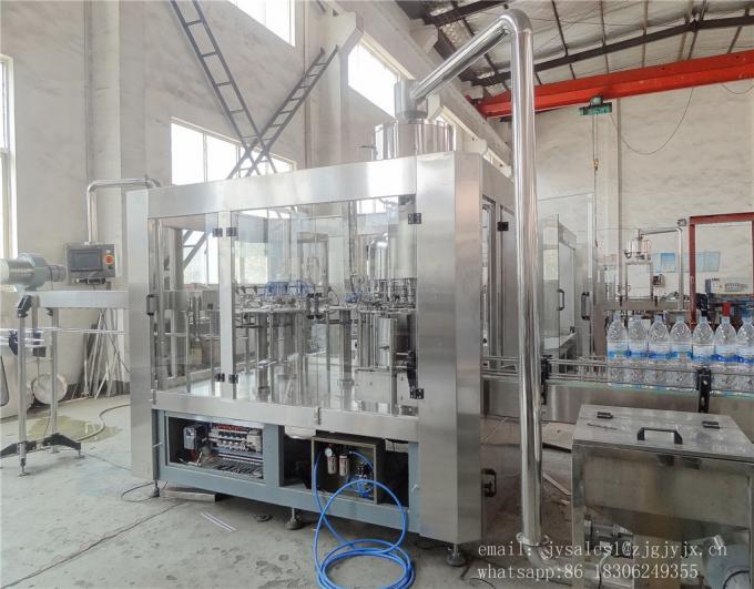 machine de remplissage de bouteilles pure de l'eau de la capacité 2000-30000BPH avec la garantie de 1 an 0