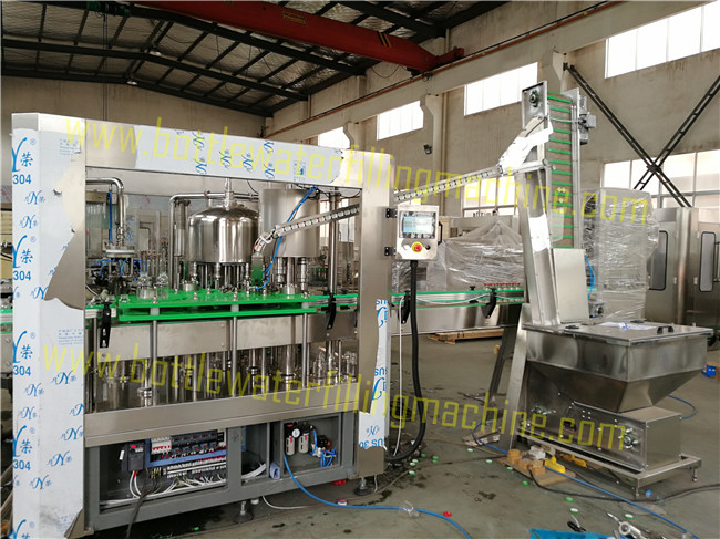 Thé vert, thé noir, jus, machine de remplissage de bouteilles en verre 380v 50hz 2