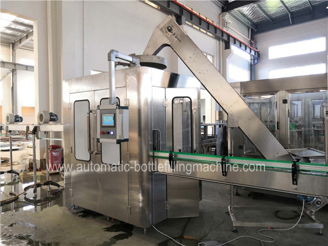 Fabrication carbonatée en plastique de boissons d'énergie de machine de remplissage de bouteilles de petit ANIMAL FAMILIER 0