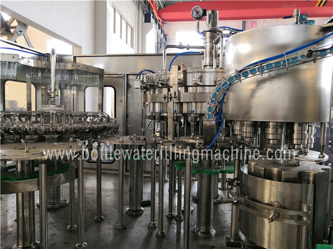 Machine de remplissage de bière de fabrication de boissons d'énergie, machine de l'eau de seltz/équipement 1