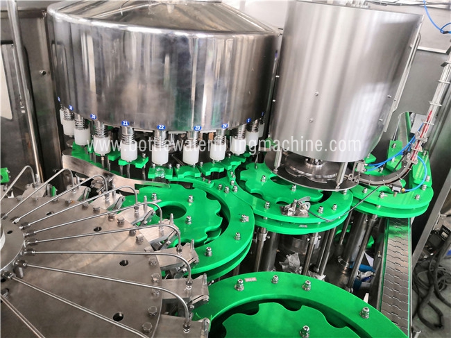 Machine de remplissage de bouteilles de jus de fruit/chaîne de production en verre complètement automatiques 1