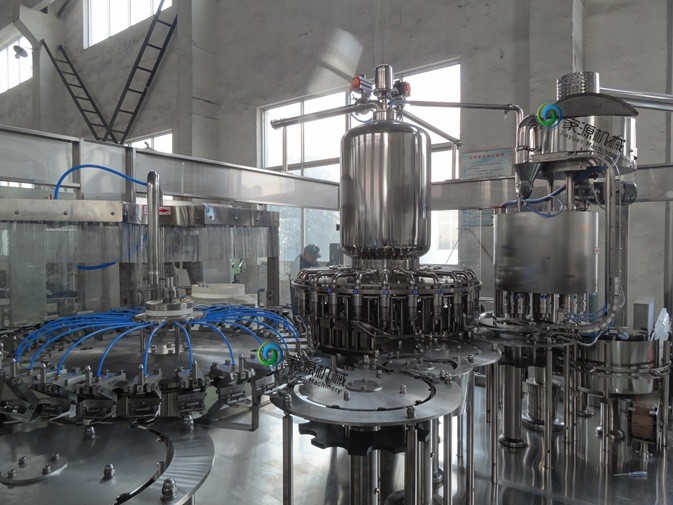 3 in 1 Monoblock Hot Filling Machine 8000 BPH For Round PET Bottle