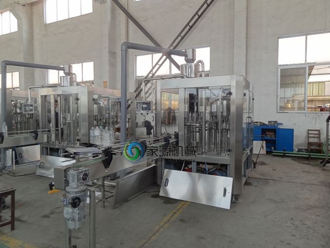 Système de contrôle mis en bouteille par verre adapté aux besoins du client de la machine de remplissage PCL 1