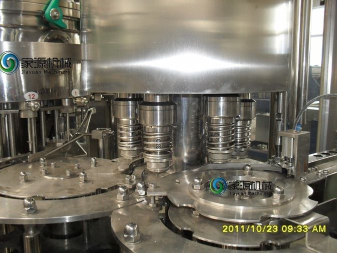 Machine de remplissage carbonatée de boissons 4000p/h - boisson de la capacité 6000p/h/énergie faisant la machine 1